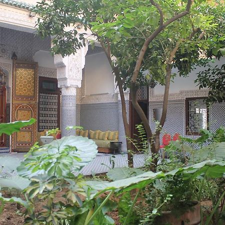 Riad Les Chrifis Navette Aeroport 24 Sur 24 Φεζ Εξωτερικό φωτογραφία