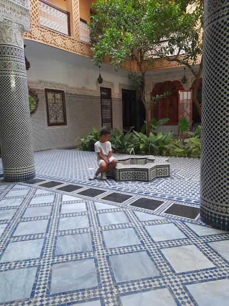 Riad Les Chrifis Navette Aeroport 24 Sur 24 Φεζ Εξωτερικό φωτογραφία
