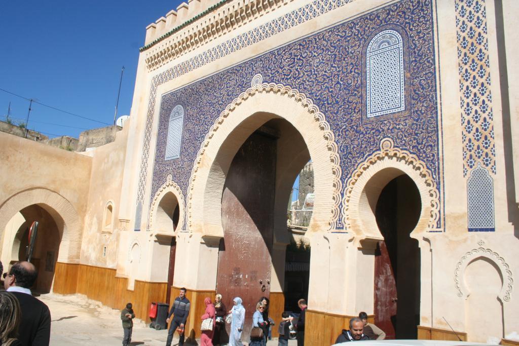 Riad Les Chrifis Navette Aeroport 24 Sur 24 Φεζ Εξωτερικό φωτογραφία