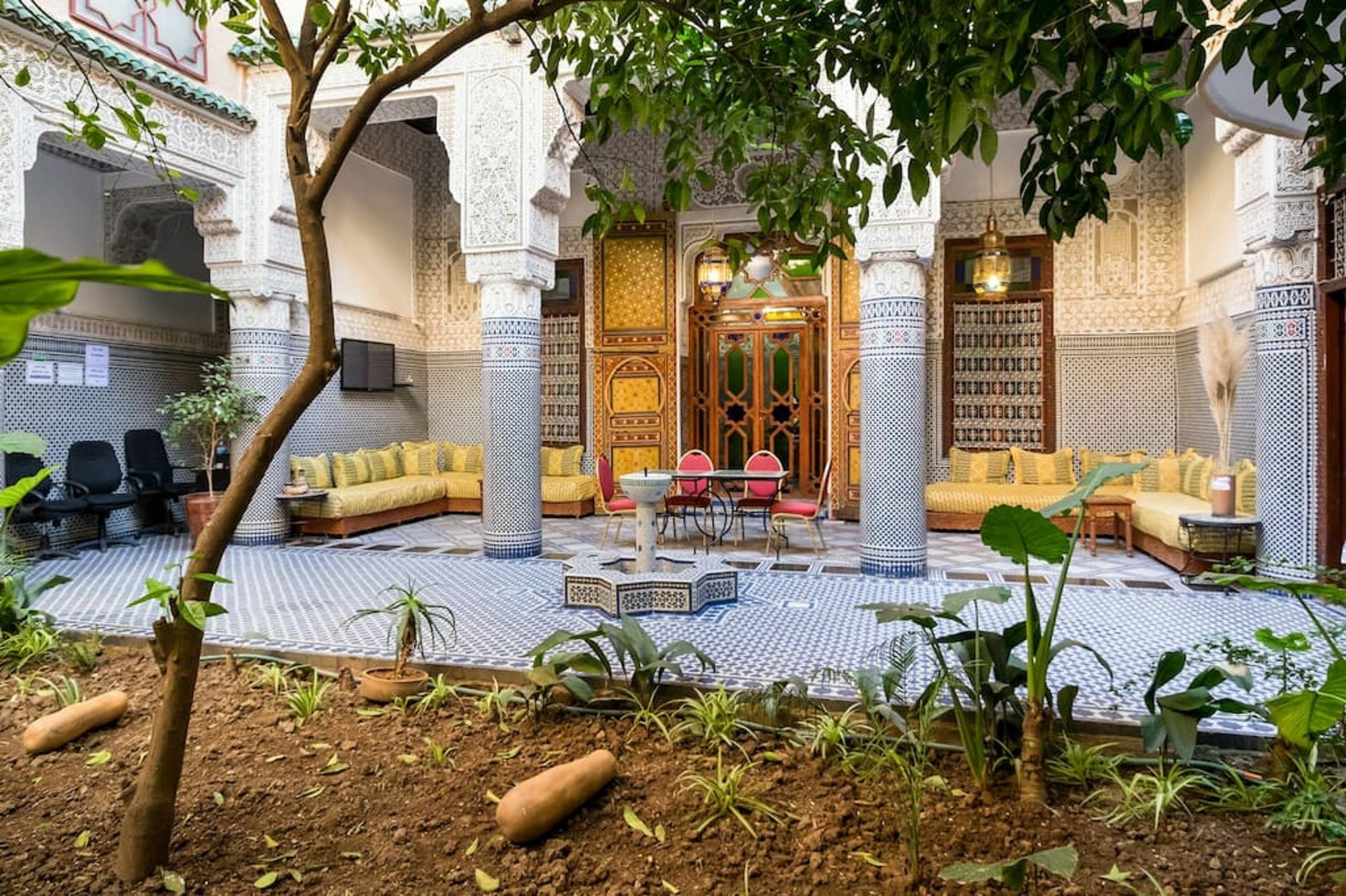 Riad Les Chrifis Navette Aeroport 24 Sur 24 Φεζ Εξωτερικό φωτογραφία