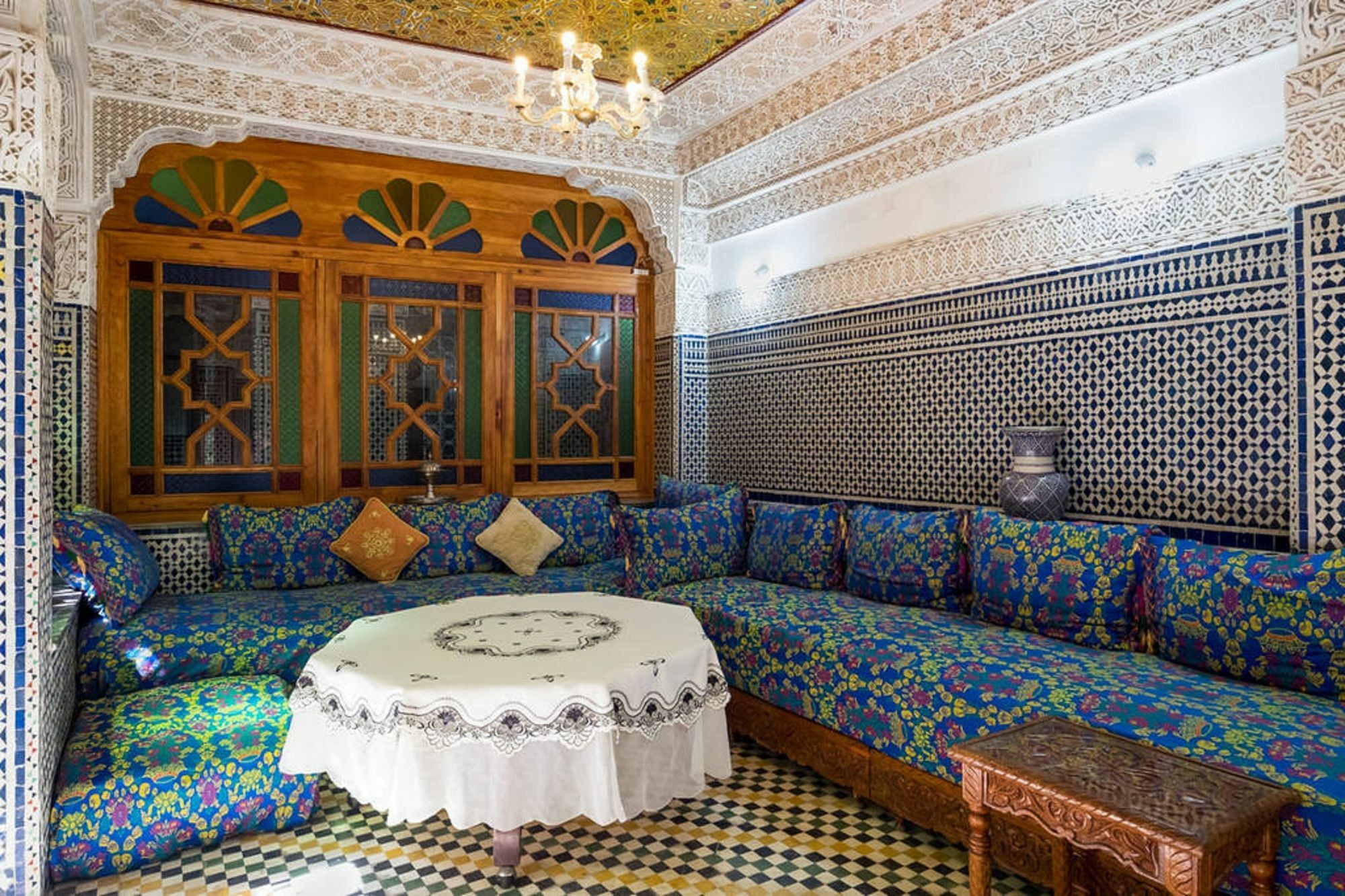 Riad Les Chrifis Navette Aeroport 24 Sur 24 Φεζ Εξωτερικό φωτογραφία